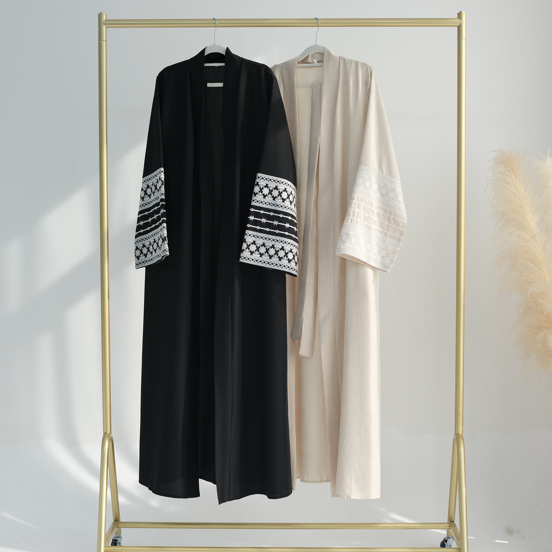 Embroidered Elegant Cardigan Robe - detail of embroidery